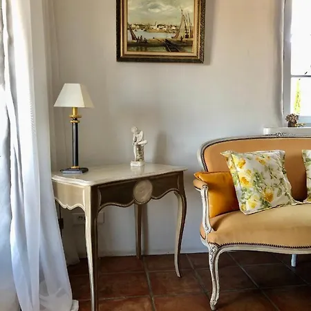 L'ile Aux Fleurs
